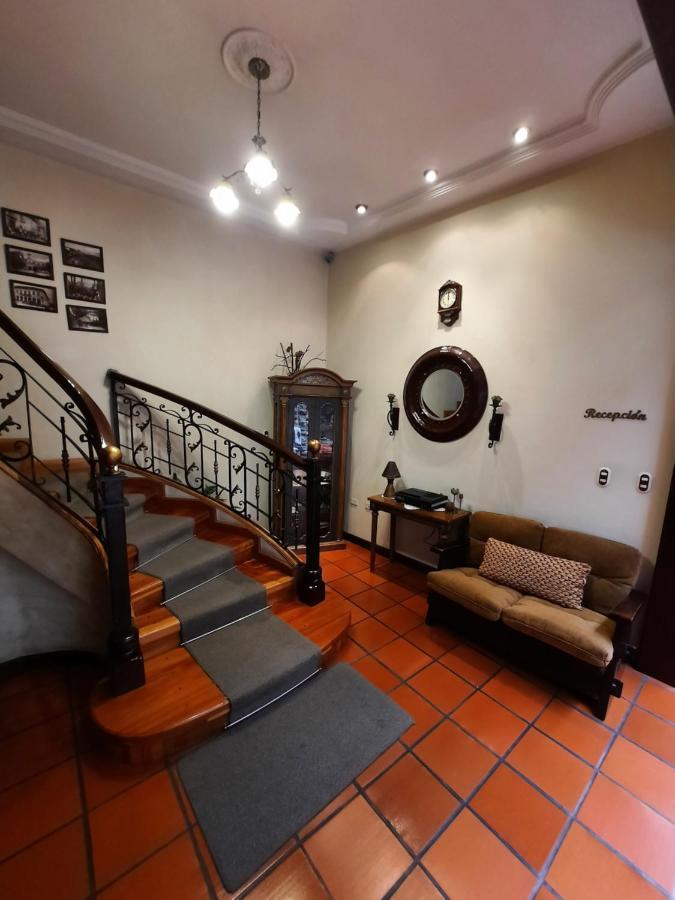 La Posada Cuencana Hotel المظهر الخارجي الصورة