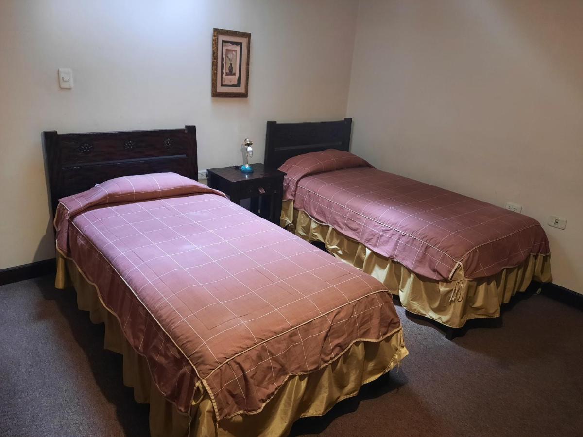 La Posada Cuencana Hotel المظهر الخارجي الصورة