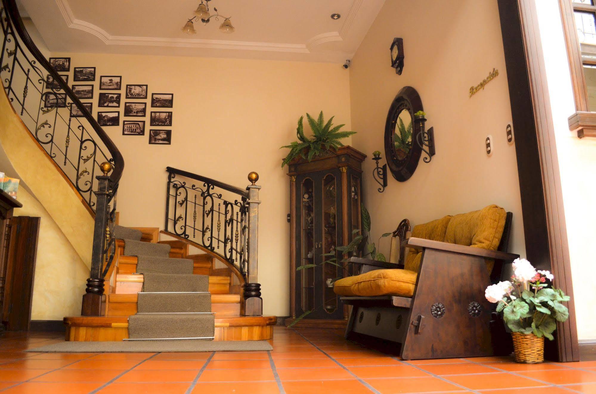 La Posada Cuencana Hotel المظهر الخارجي الصورة