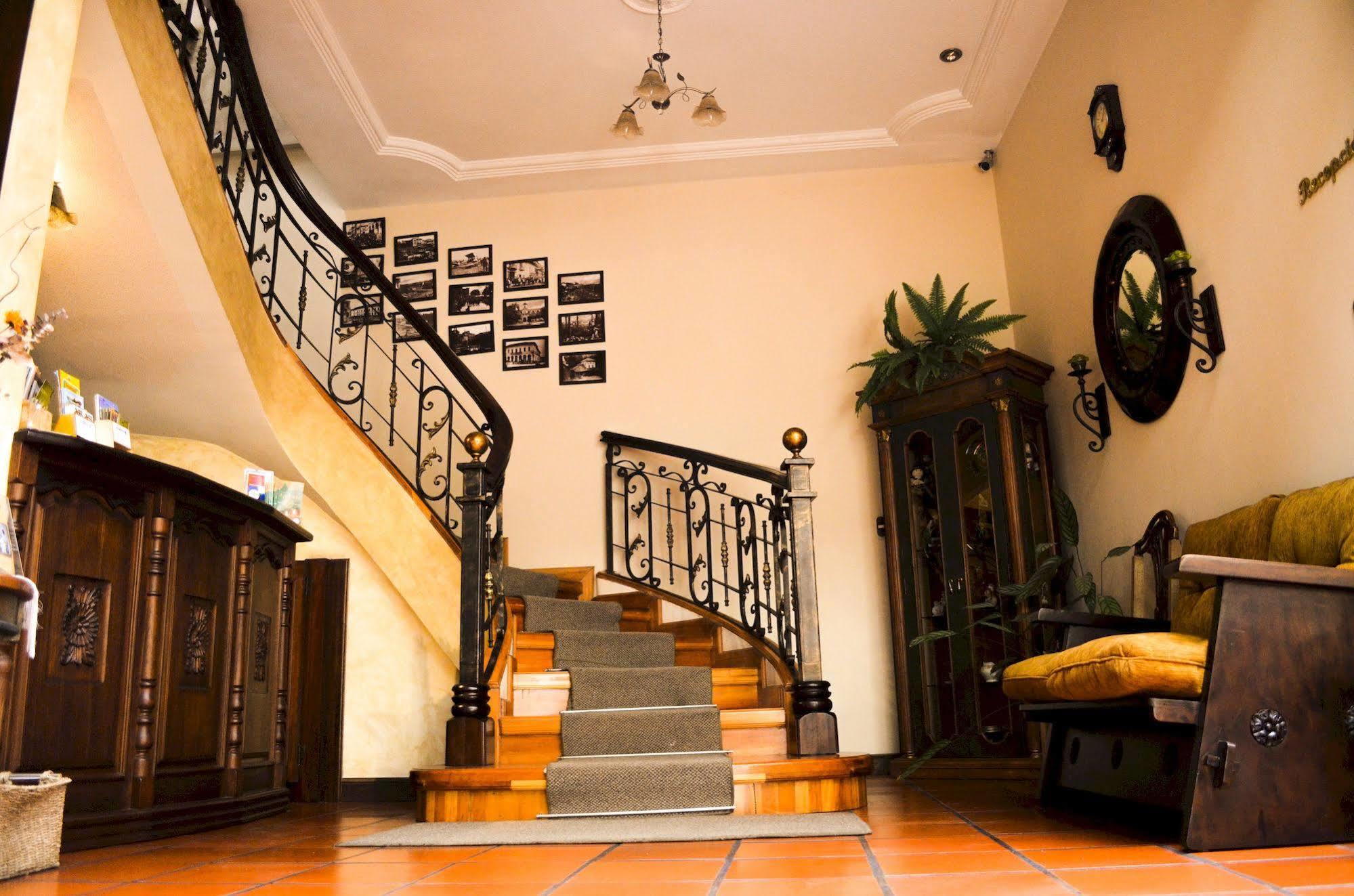 La Posada Cuencana Hotel المظهر الخارجي الصورة